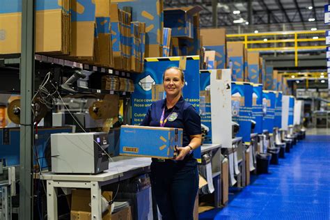 walmart distribution and boxes|walmart distribution center maintenance.